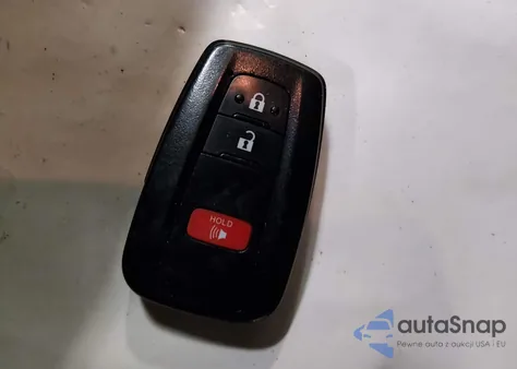 2020 Toyota Rav4 Xle z USA, uszkodzony, nr VIN 2T3P1RFV7LW135995